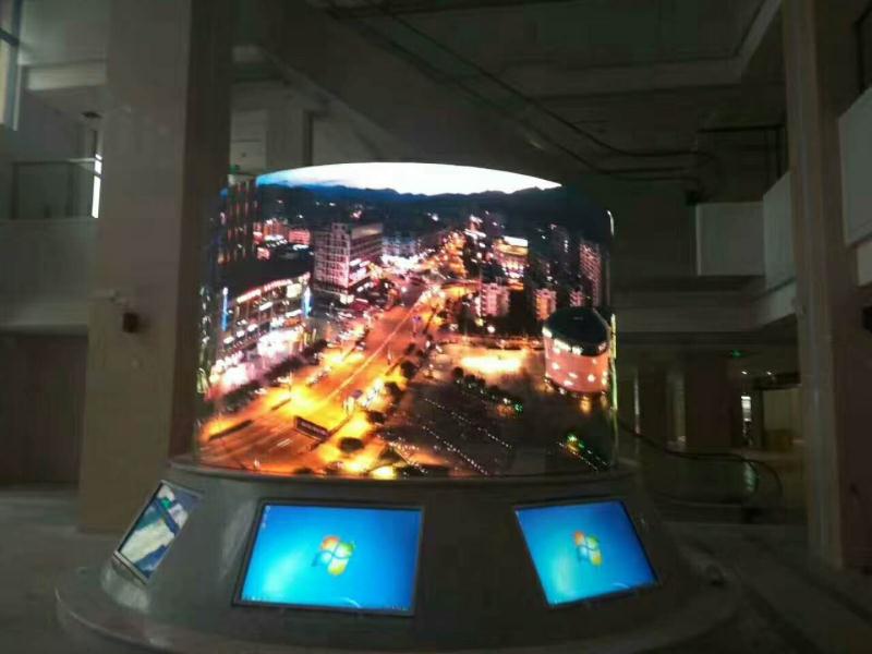 P2.5異形LED屏，圓柱形LED顯示屏